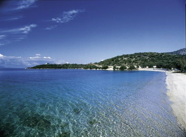 sivota Gallikos Molos or town beach